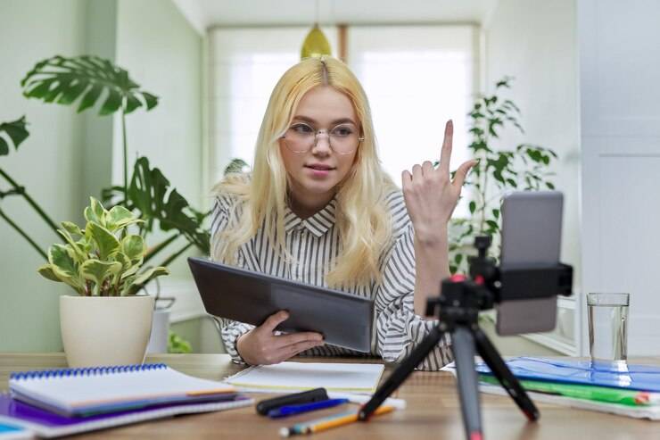 Стать SMM-менеджером в 2025